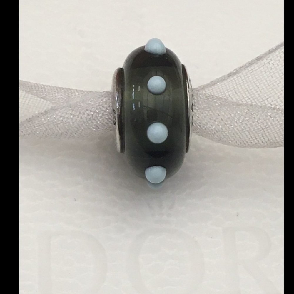 Authentic Pandora Retired Seeing Spots Charm